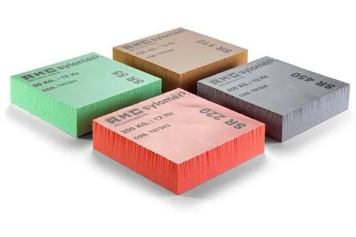 Titringskubbur - 10x10cm - SR-450 - 25mm